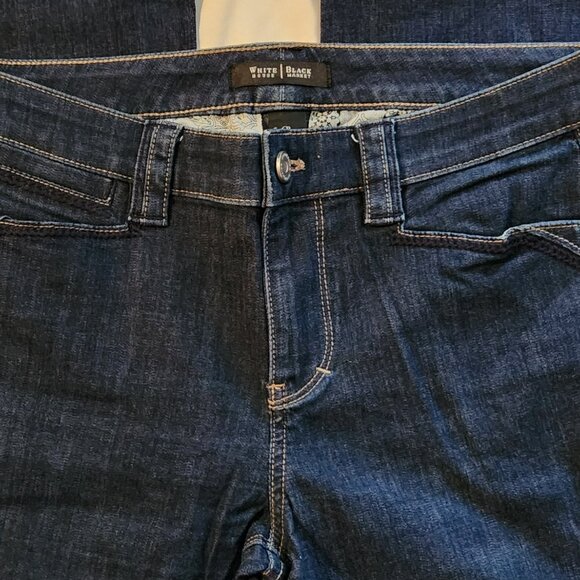 White House Black Market Denim - White House Black Market jeans sz 6 flare EUC
